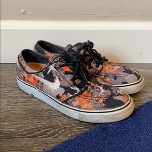 Nike Stefan Janoski shoes
